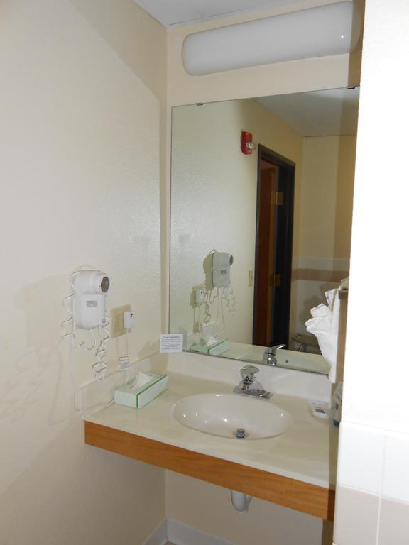 Americinn Lodge & Suites Of Oakdale/St. Paul Chambre photo